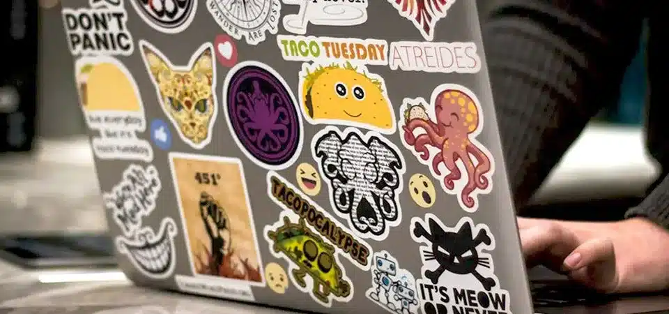 41 creative & fun things to do with stickers