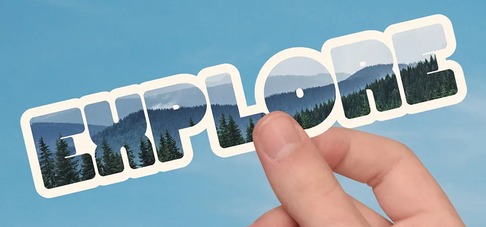 A sticker on a glass jar submerged in a bowl of water