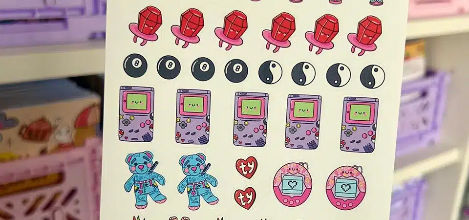 A computer screen showing a software interface automatically stepping and repeating a logo on a sheet