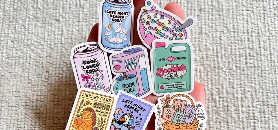 Difference Between Bleed and Cut Line A clear diagram showing the difference between the cut line and the bleed area